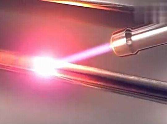 激光焊接机的焊接方式是如何进行的？